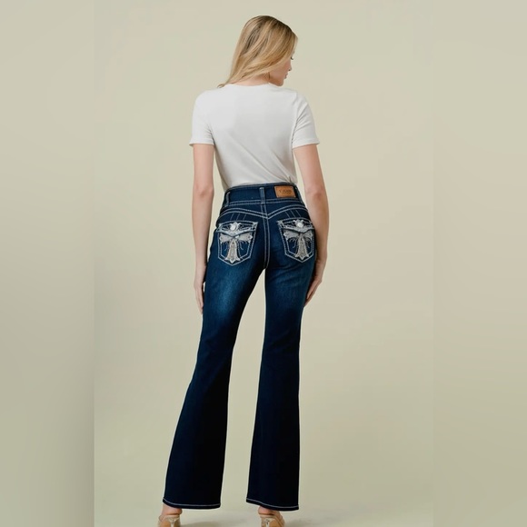 Y Jeans NWT Flare Leg Cross Embroidered Pocket Jeans - Picture 4 of 8